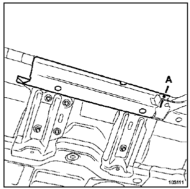 Traverse centrale de plancher arrière